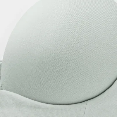 Naisten muotoiltu bralette