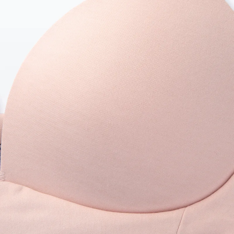 Naisten muotoiltu bralette