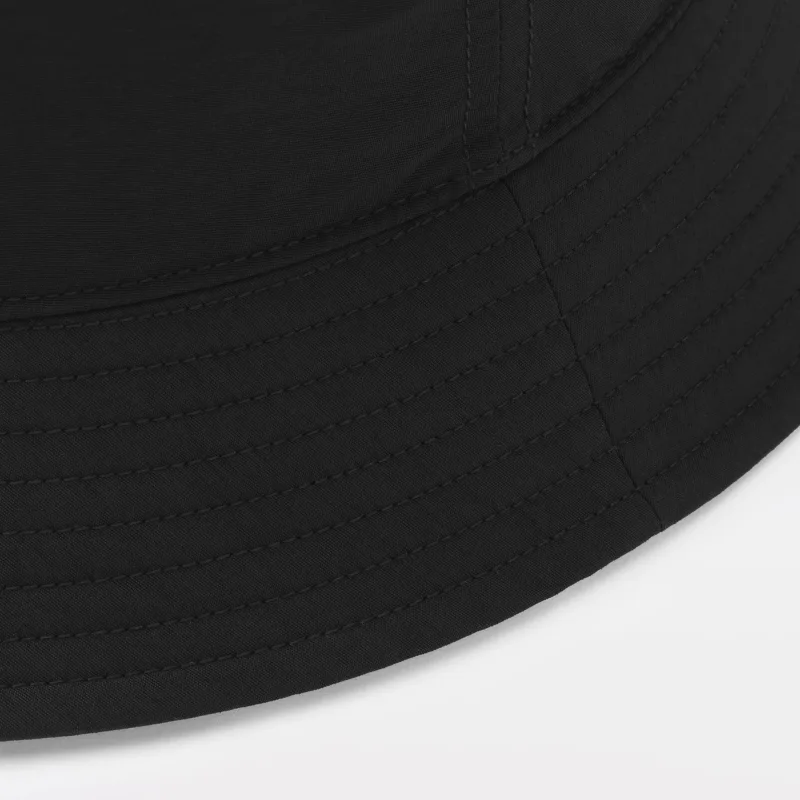 Cappello a secchiello idrorepellente