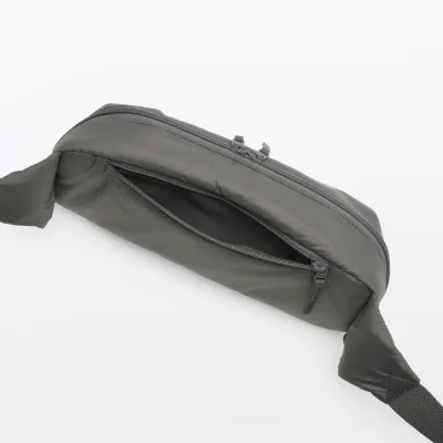Wasserabweisende gepolsterte Sling Bag