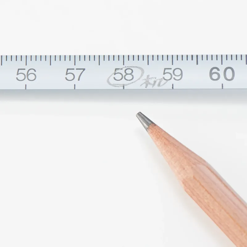 ABS Writable Measuring Tape (L8.2 ft)