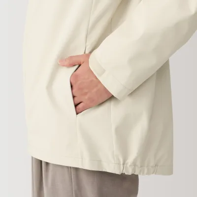 MUJI miesten vedenpitävä hupullinen takki kerrospukeutumiseen