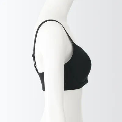 Naisten muotoiltu bralette