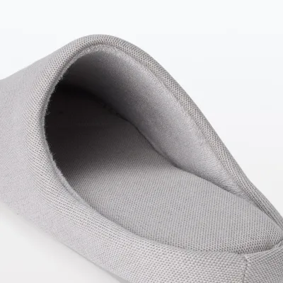Pantufas com palmilha em sarja de algodão